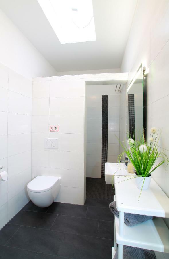 Ferienwohnung Kira In Friedrichshafen Esterno foto